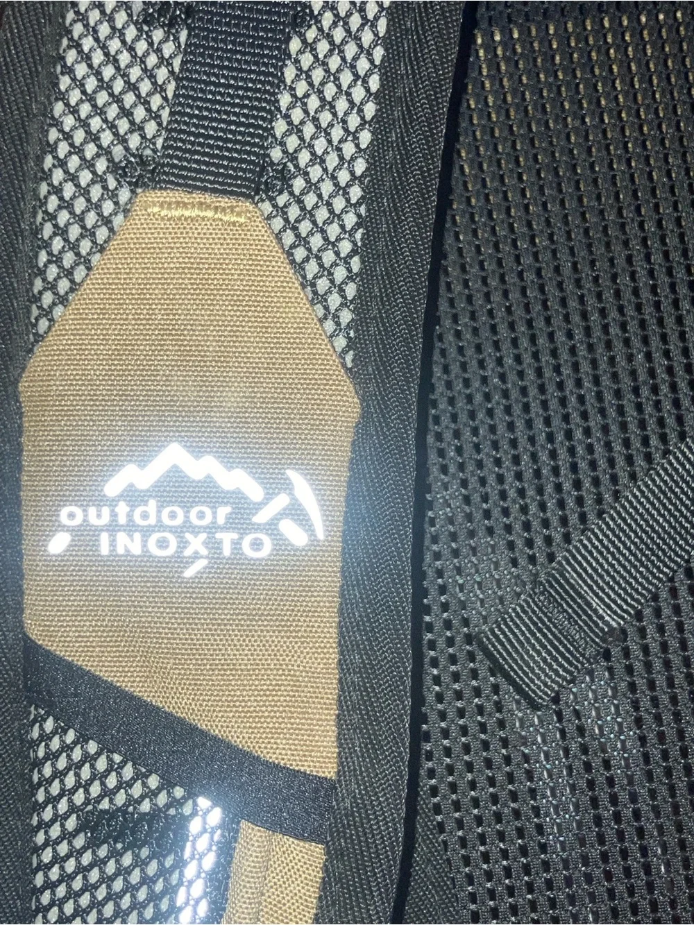 Inoxto travel hiking back pack , nWT , built in travel frame , lightweight